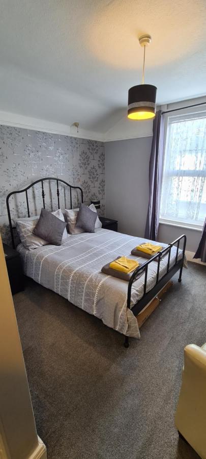 The Roslyn Guest House Paignton Esterno foto